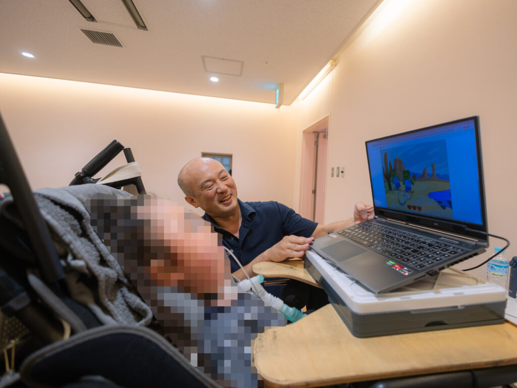 Operating Sloth Cafe, an inclusive, barrier-free cafe where everyone can relax with peace of mind.